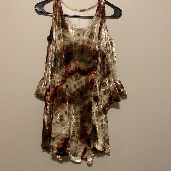 Long Sleeve Velvet Feel Cream & Rust Flowy Short Dress Open Shoulder W/ Pockets - Picture 8 of 10